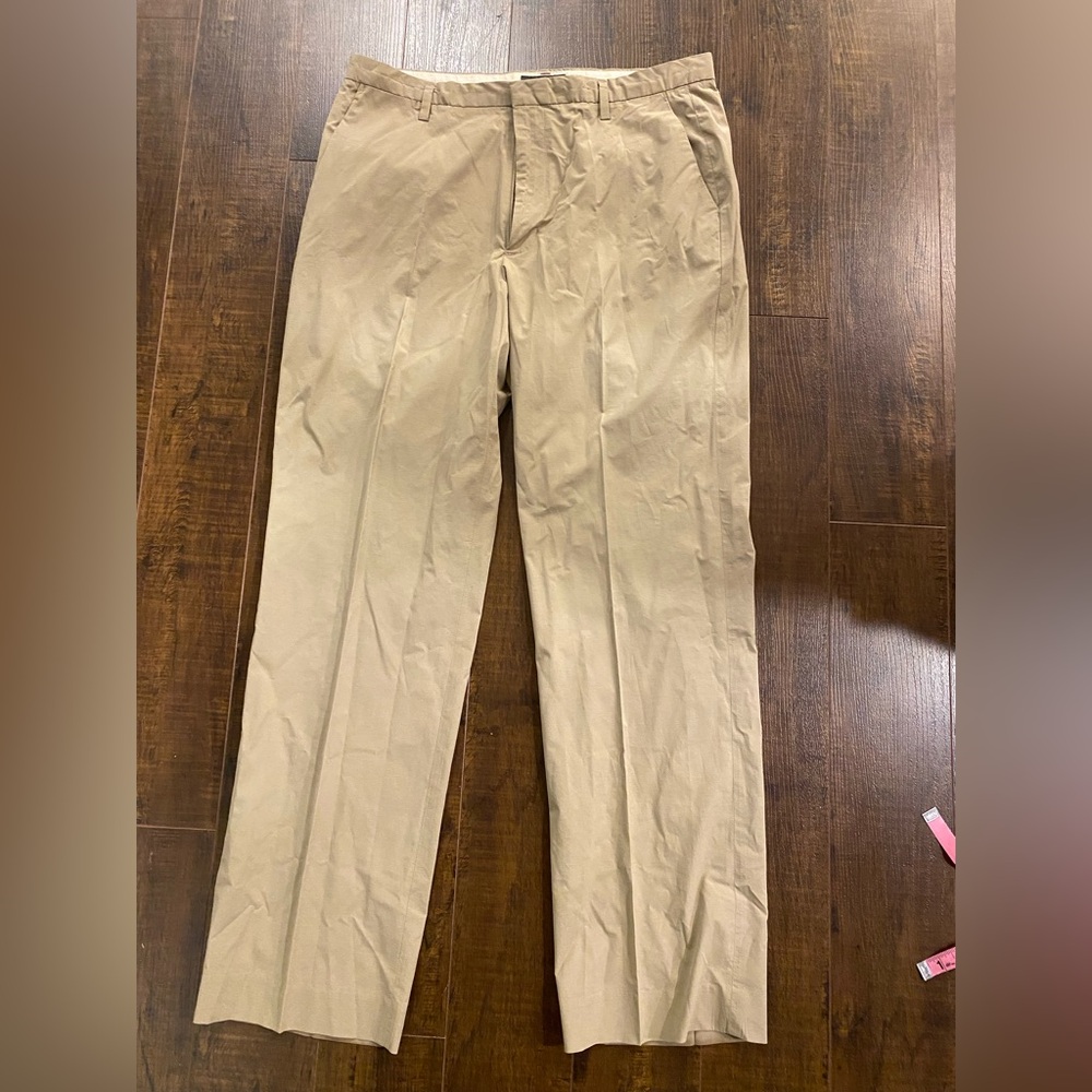 Women’s Banana Republic Khaki Pants Size 34 Regular
